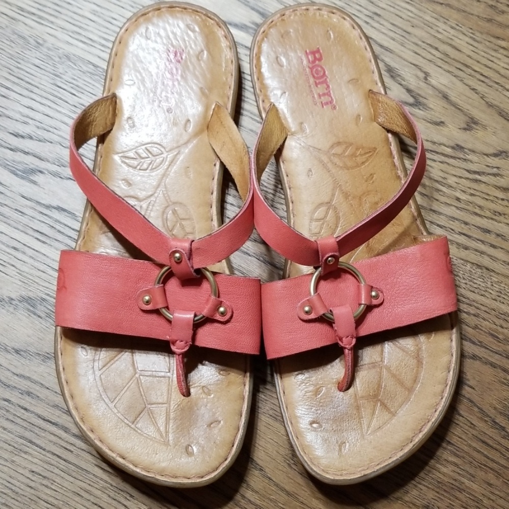 Born sandal